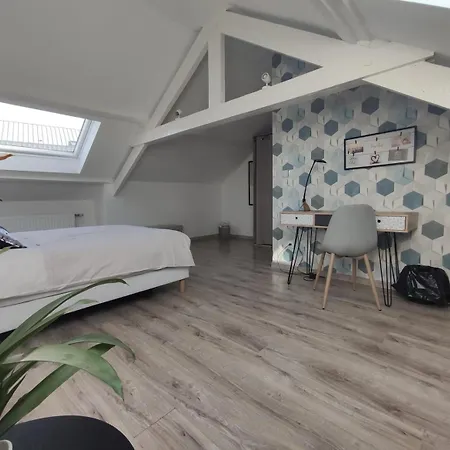 Lysiane Apartment Calais