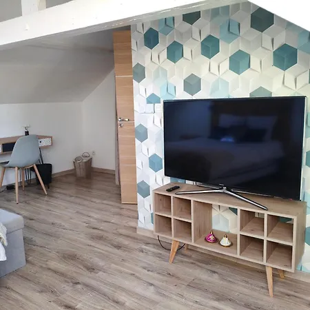 Lysiane Apartman Calais